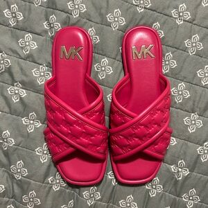NEW MICHAEL KORS Pink Logo Cushioned Slip On Slide Sandals Women’s Size 9.5
